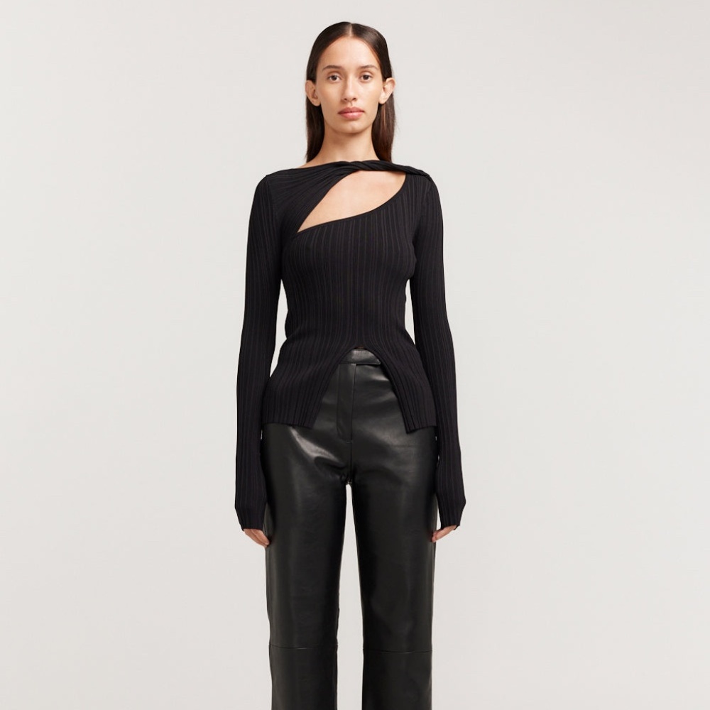 HENNE Romee Long Sleeve Top